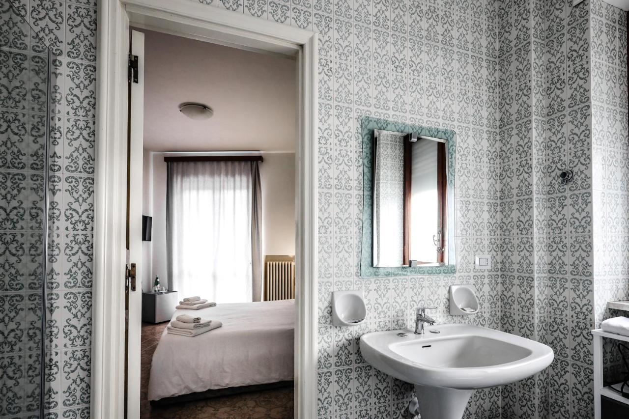 2 Santi - Suite And Rooms Lecce Luaran gambar